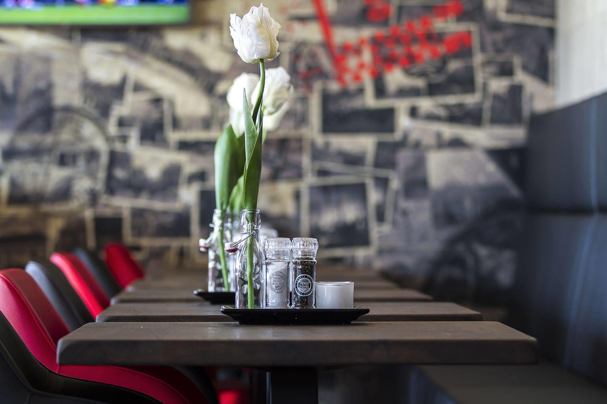 Bastion Hotel Tilburg Eksteriør billede